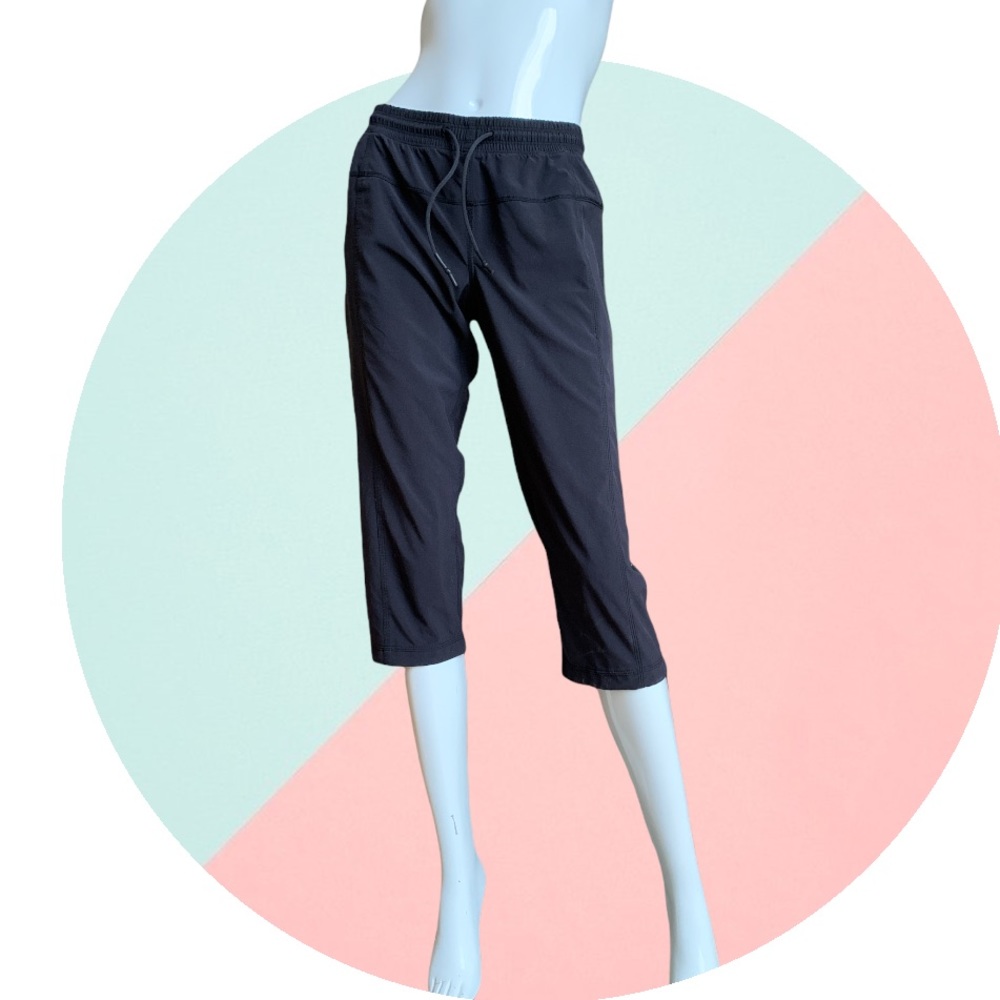 Lululemon straight leg crop pant